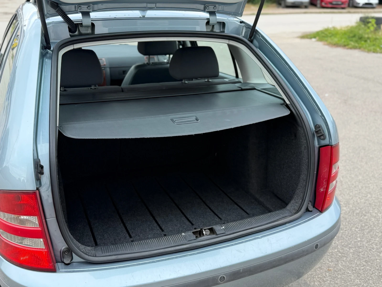 Skoda Fabia 1.9* TDI* , снимка 15 - Автомобили и джипове - 55244346