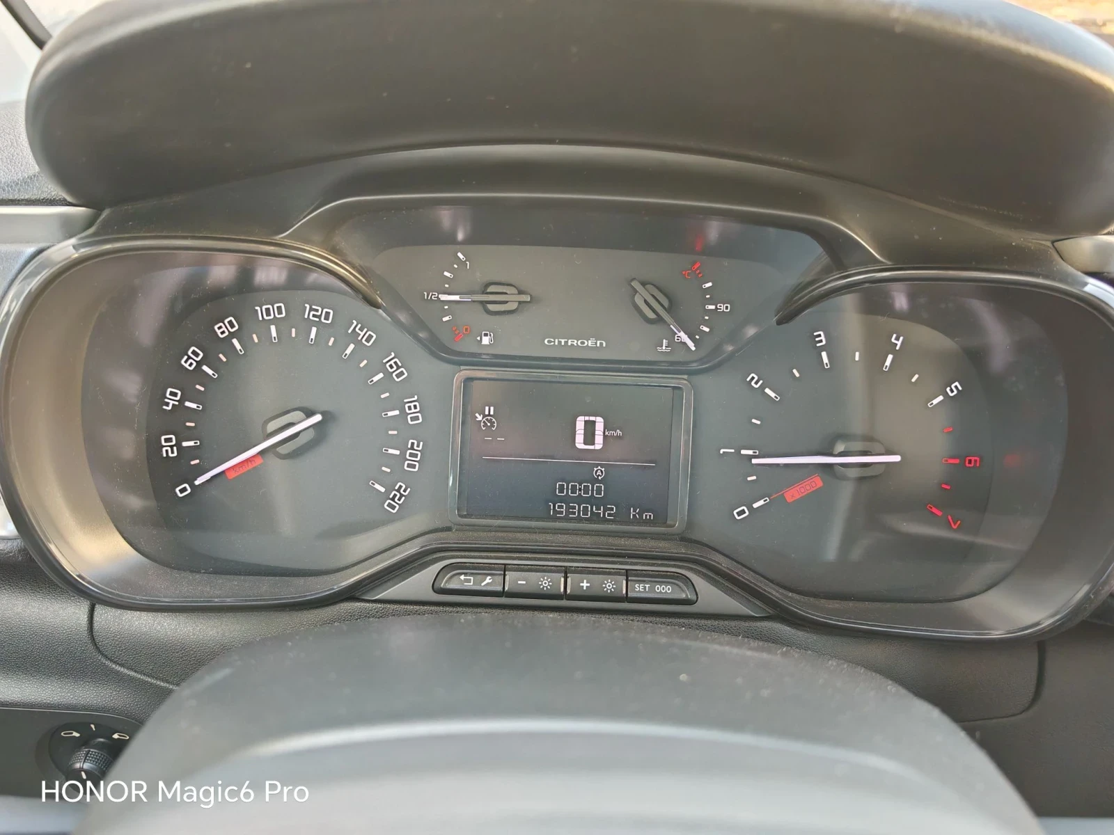 Citroen C3 1.6HDI, 75к.с., АВТОПИЛОТ, ЕВРО-6В, снимка 9 - Автомобили и джипове - 55884335