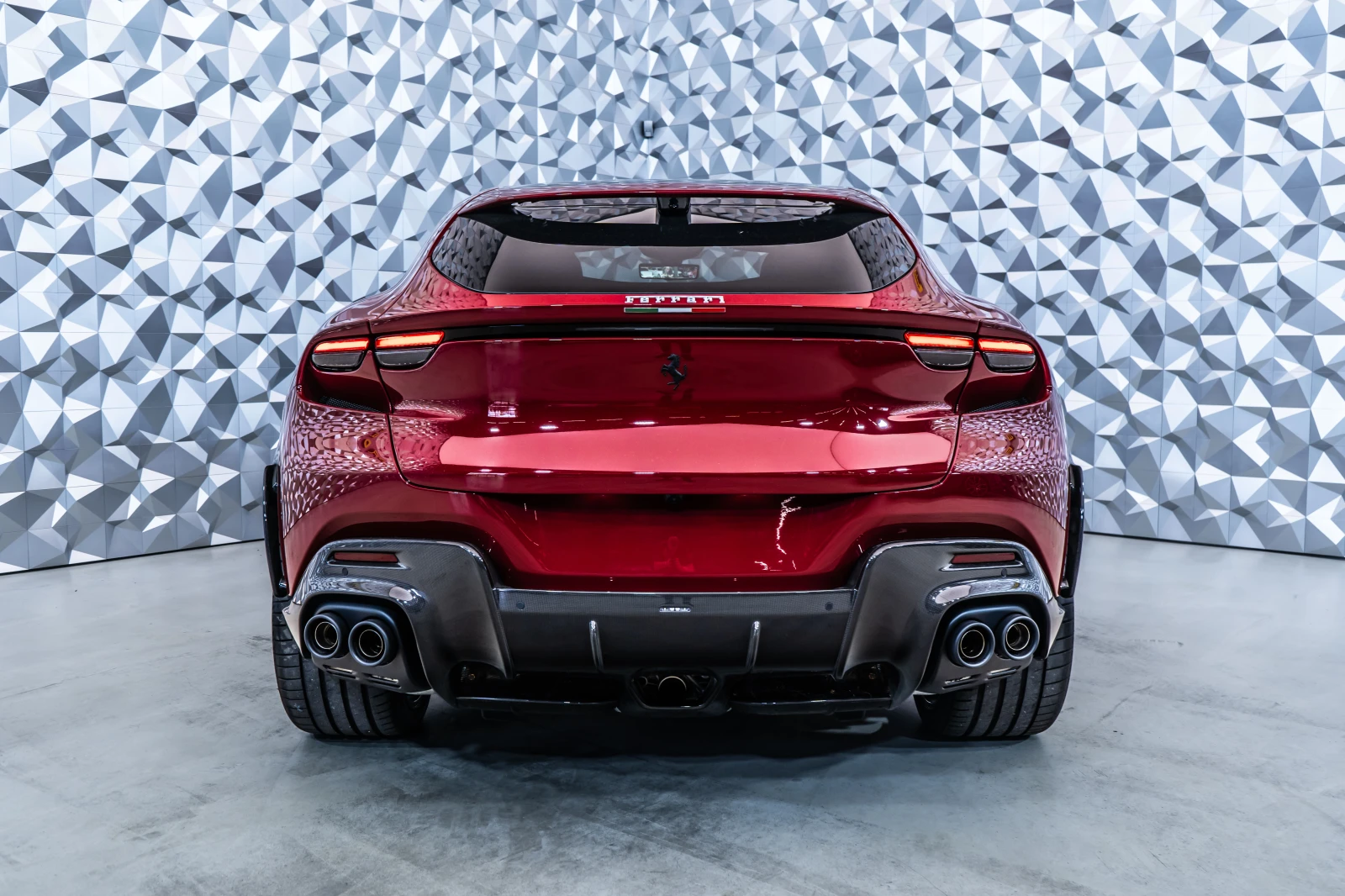 Ferrari Purosangue Rosso Mugello, Carbon , снимка 5 - Автомобили и джипове - 55992207