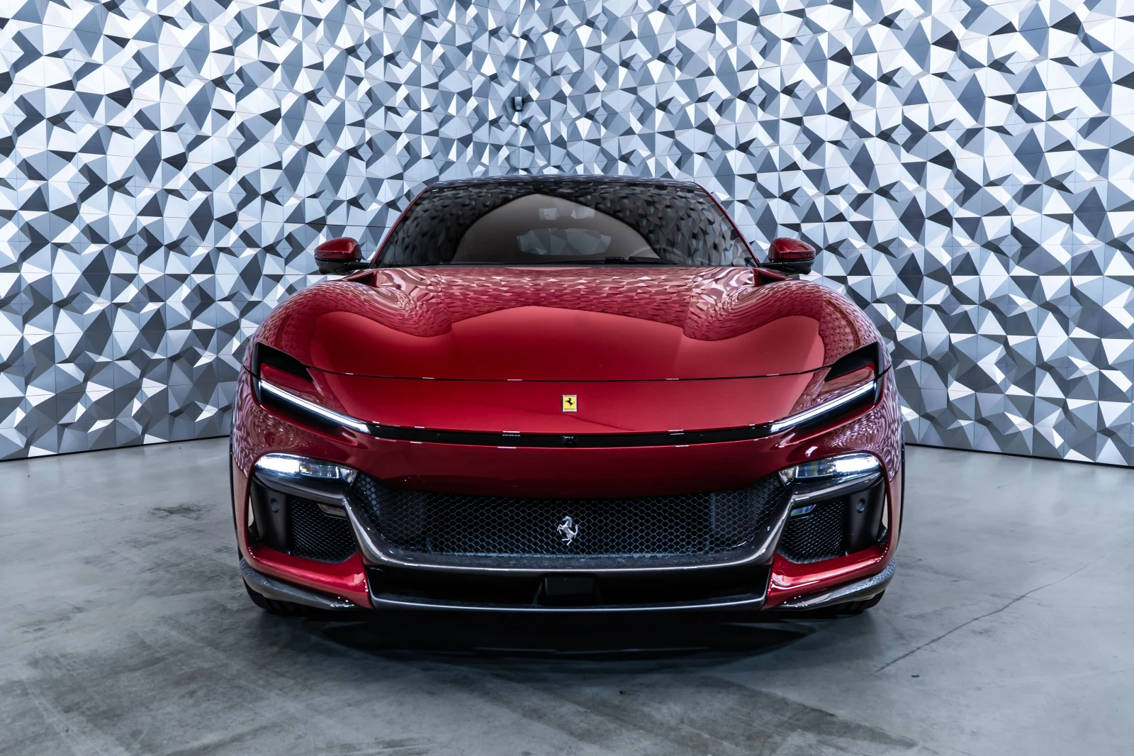 Ferrari Purosangue Rosso Mugello, Carbon , снимка 2 - Автомобили и джипове - 55992207
