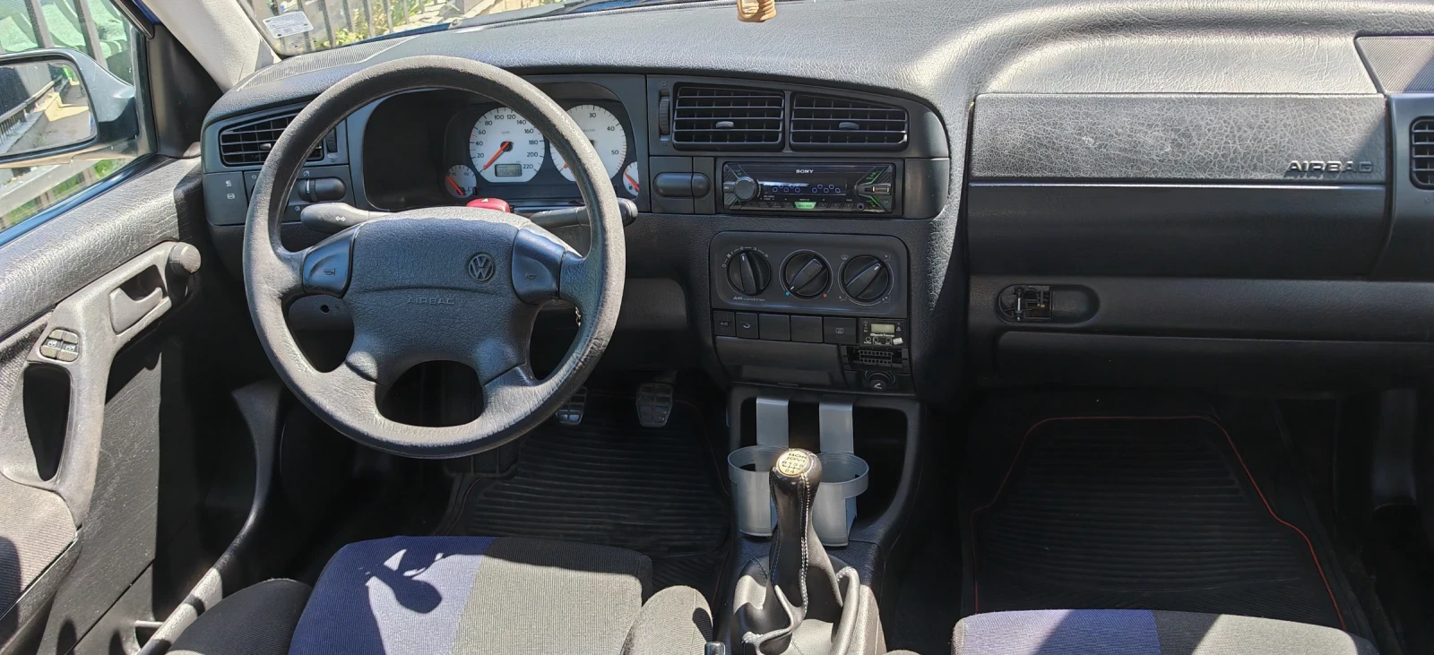 VW Golf TDi 110, снимка 15 - Автомобили и джипове - 56218680