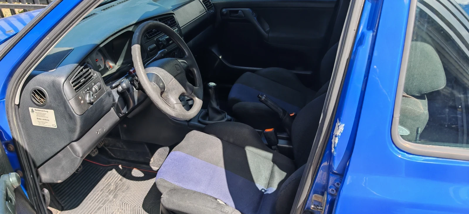 VW Golf TDi 110, снимка 4 - Автомобили и джипове - 56218680