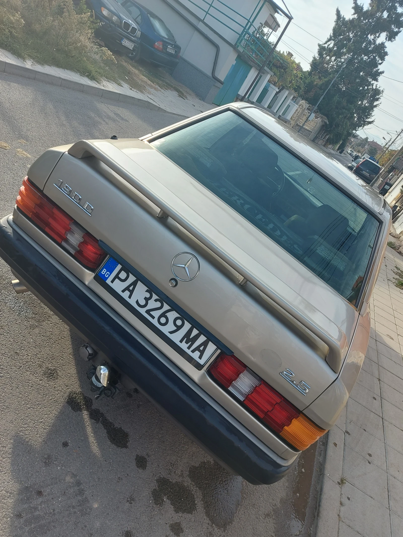 Mercedes-Benz 190, снимка 2 - Автомобили и джипове - 56535899