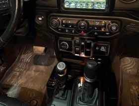 Jeep Gladiator Sport 3.6 V6 4x4 Автоматик 2021, снимка 11