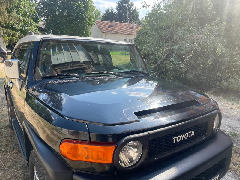 Toyota Fj cruiser Налична в БГ ! 4WD, Diff lock , Atrac, снимка 1 - Автомобили и джипове - 48723742