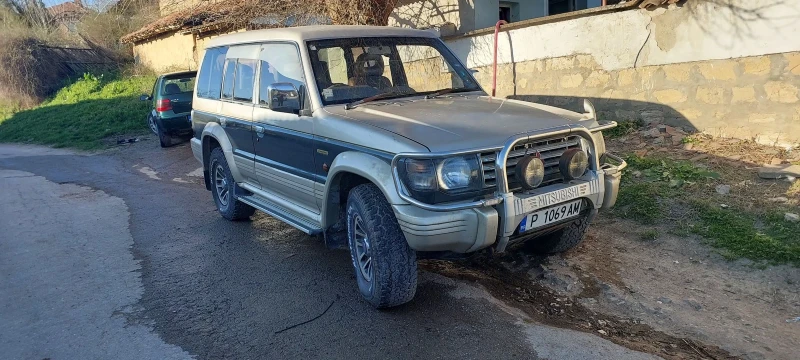Mitsubishi Pajero Десен волан , снимка 15 - Автомобили и джипове - 52824310