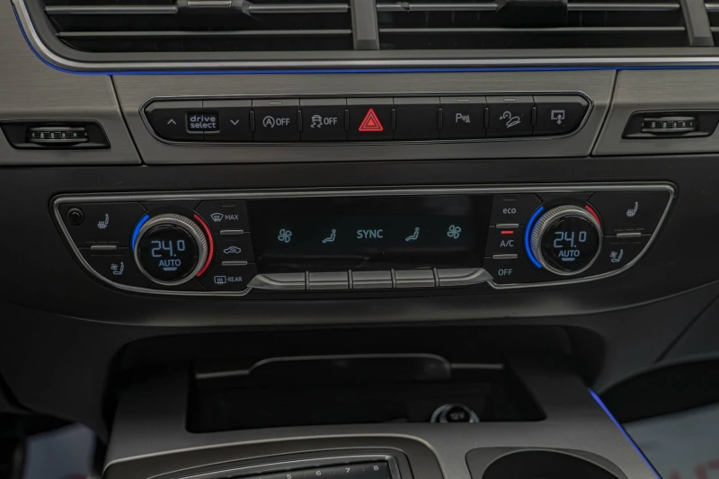 Audi SQ7 4.0TDI/Virtual/Bose/Distronic/Обдухване/Камера, снимка 11 - Автомобили и джипове - 53229654