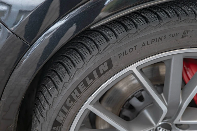 Audi SQ7 4.0TDI/Virtual/Bose/Distronic/Обдухване/Камера, снимка 13 - Автомобили и джипове - 53229654