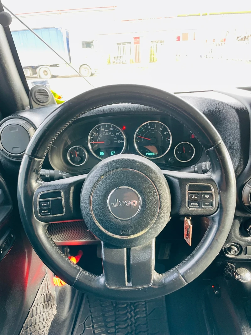 Jeep Wrangler 3.6 sport ръчка 4х4 285 к.с, снимка 10 - Автомобили и джипове - 53537840