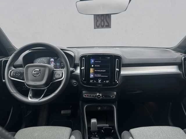 Volvo XC40, снимка 11 - Автомобили и джипове - 48444103