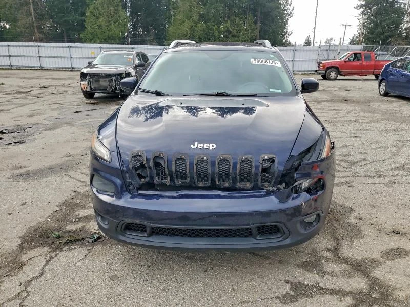 Jeep Cherokee 2.4L 4 Front-wheel Drive, снимка 8 - Автомобили и джипове - 53122150