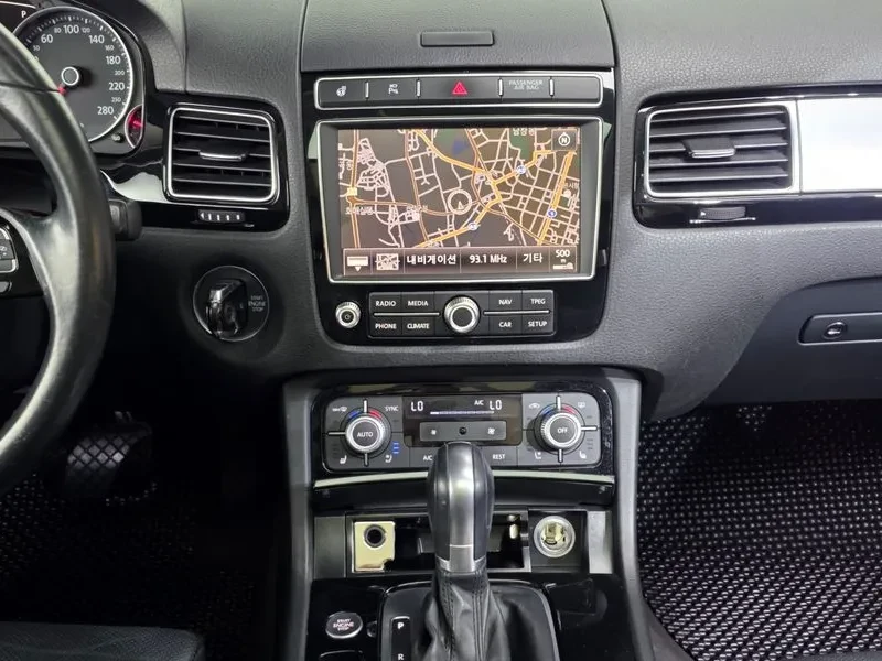 VW Touareg V6 3.0 TDI Bluemotion Premium | Mobile.bg � ����������� 14