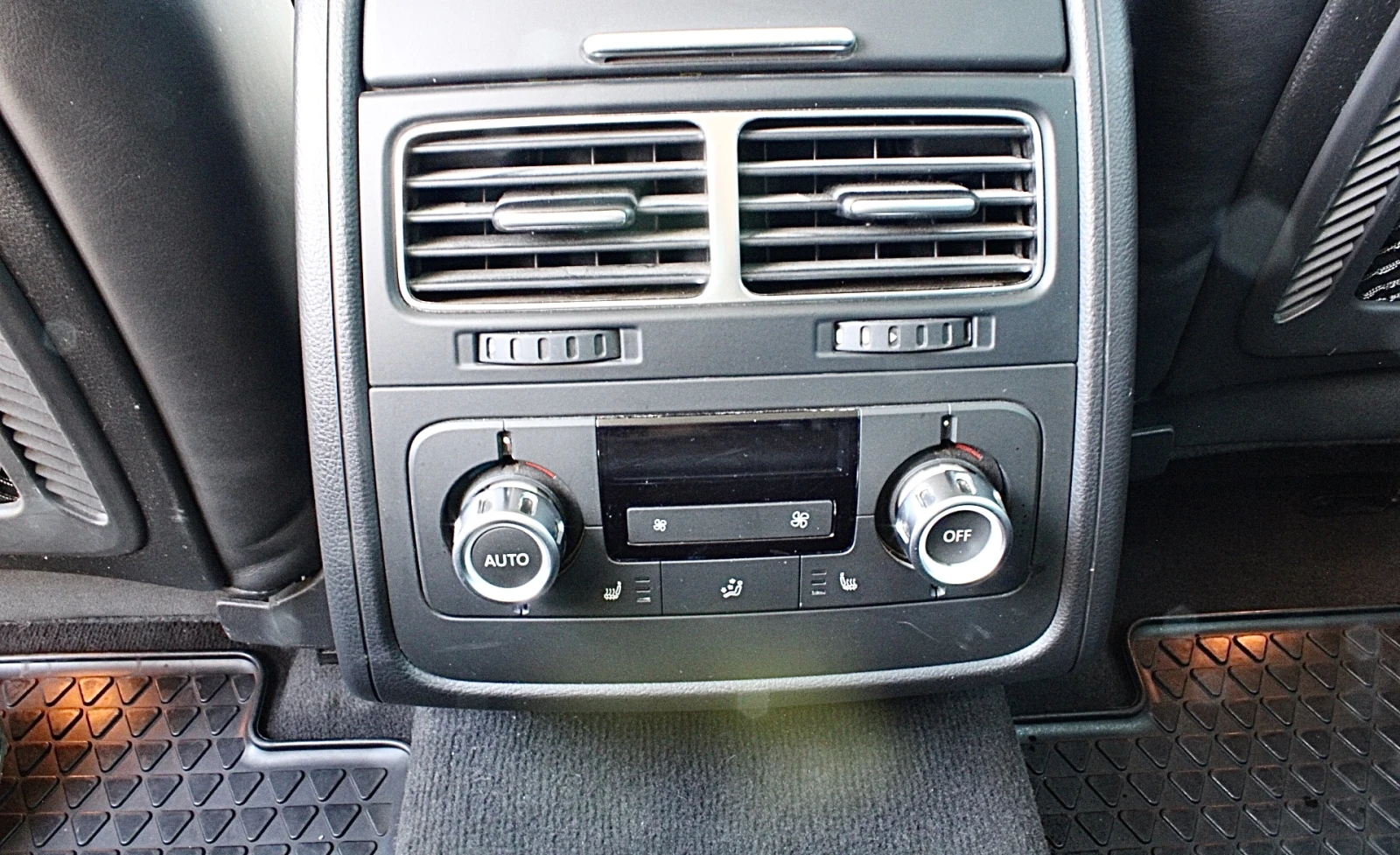 VW Touareg | Mobile.bg   15