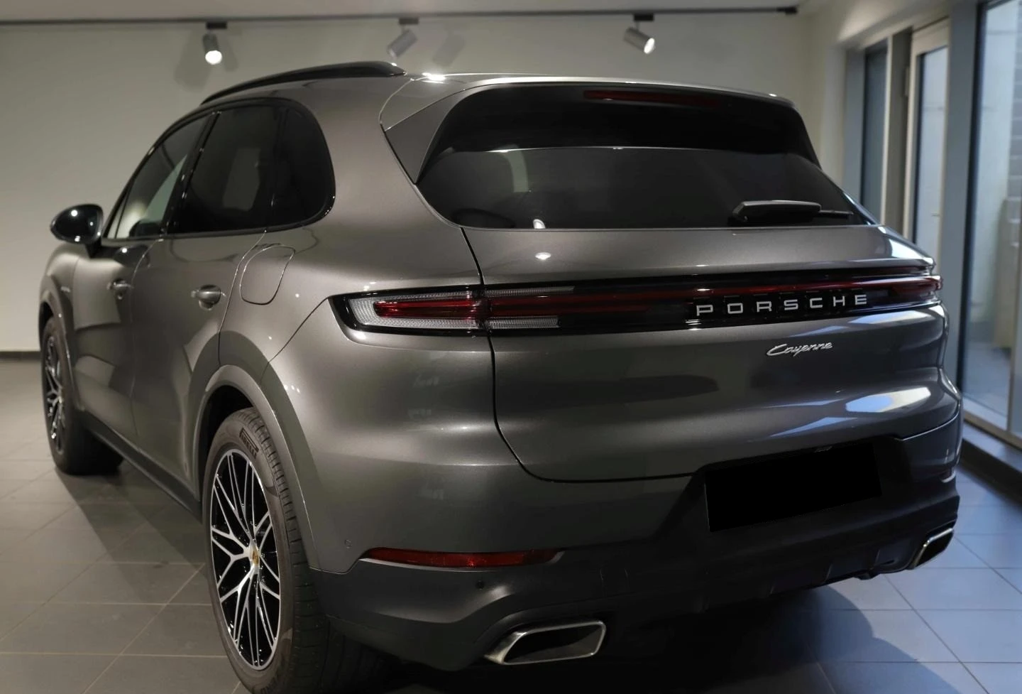 Porsche Cayenne E-HYBRID BOSE PANO SPORT-CHRONO 360 - изображение 4