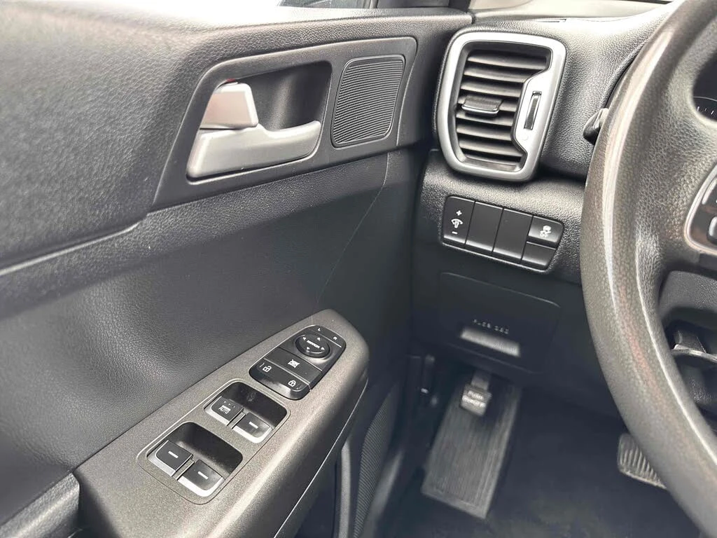 Kia Sportage *  *    *   *  | Mobile.bg   11