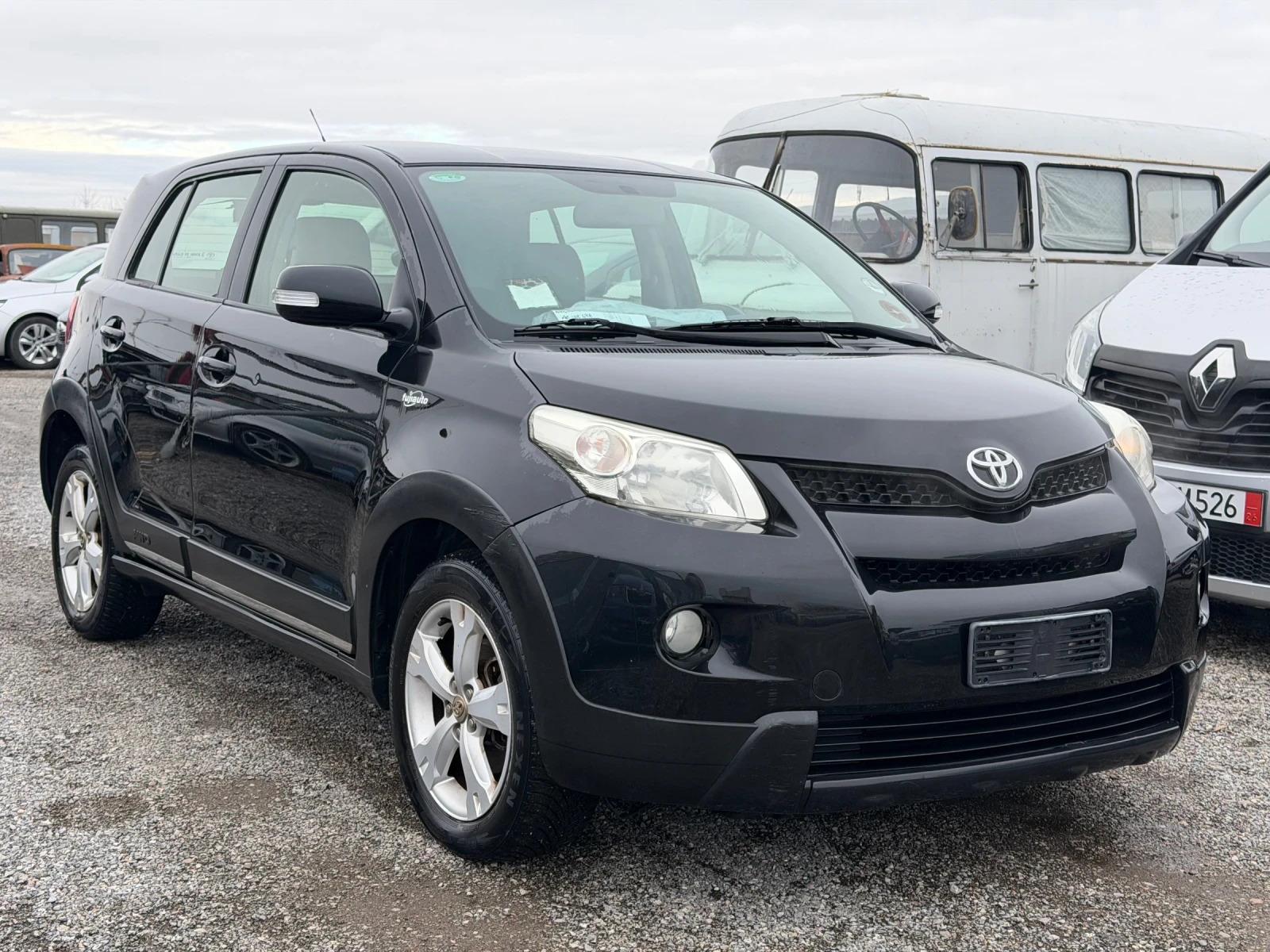 Toyota Urban Cruiser AWD 2010 1.4d4d 90h.p КЛИМАТРОНИК - изображение 3