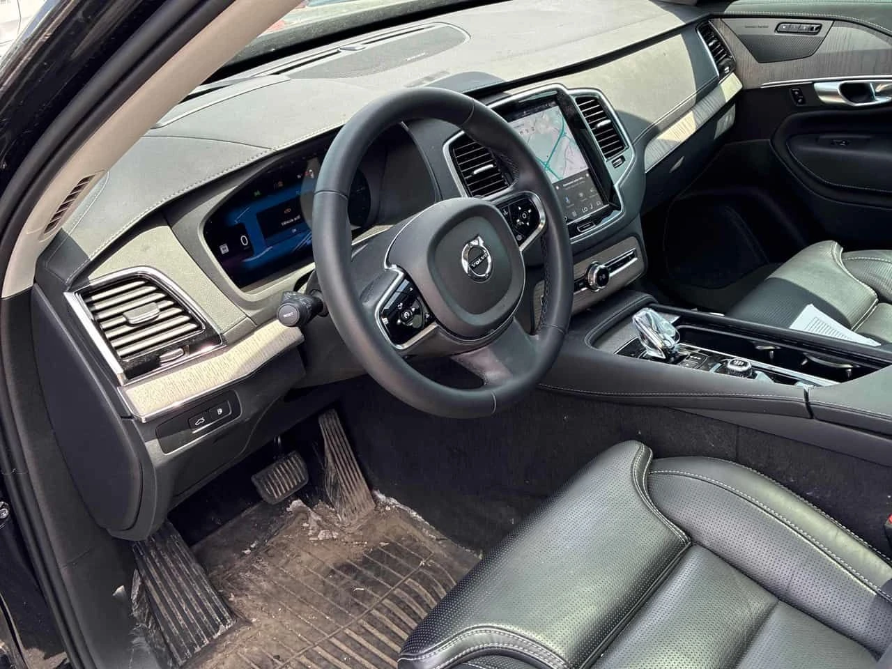Volvo Xc90 | Ultimate Bright Theme | CARFAX | АВТОФИНАНСИРАНЕ, снимка 9 - Автомобили и джипове - 55053872