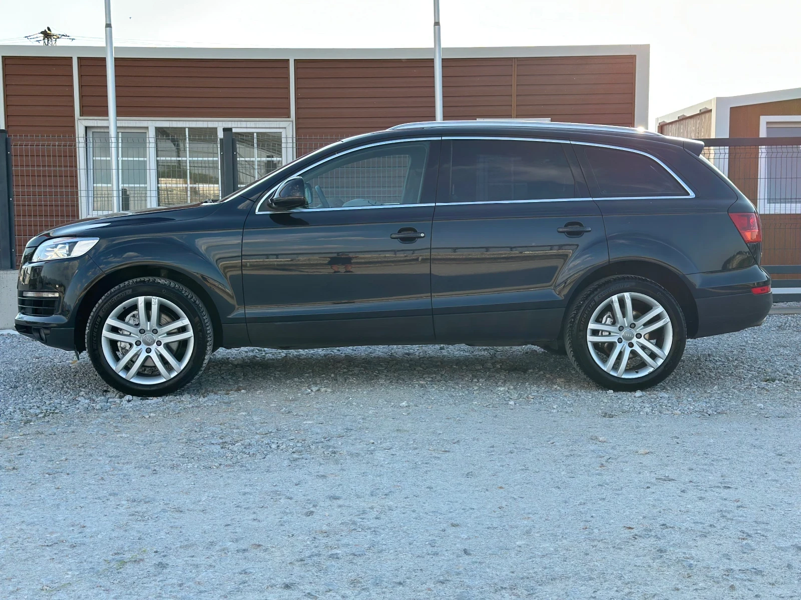 Audi Q7 3000 TDI 7 местна, снимка 4 - Автомобили и джипове - 55694947