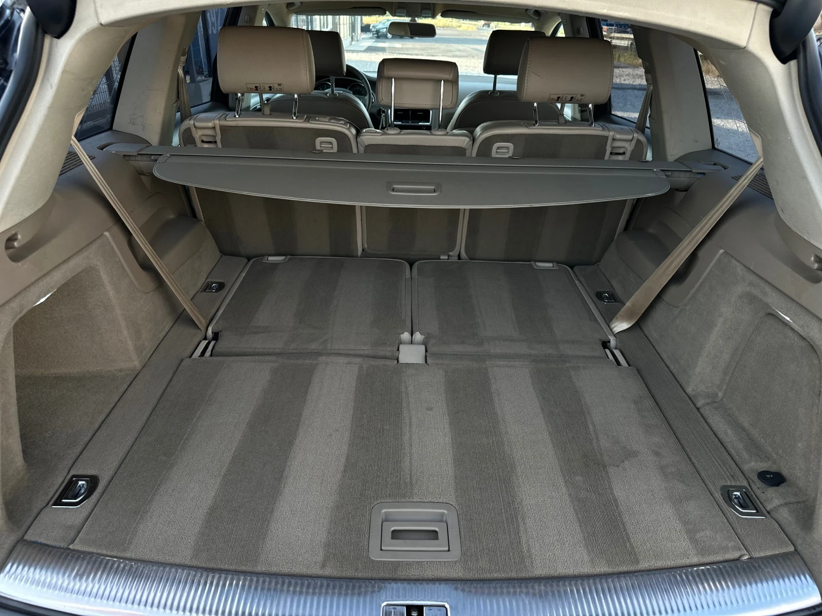 Audi Q7 3000 TDI 7 местна, снимка 15 - Автомобили и джипове - 55694947