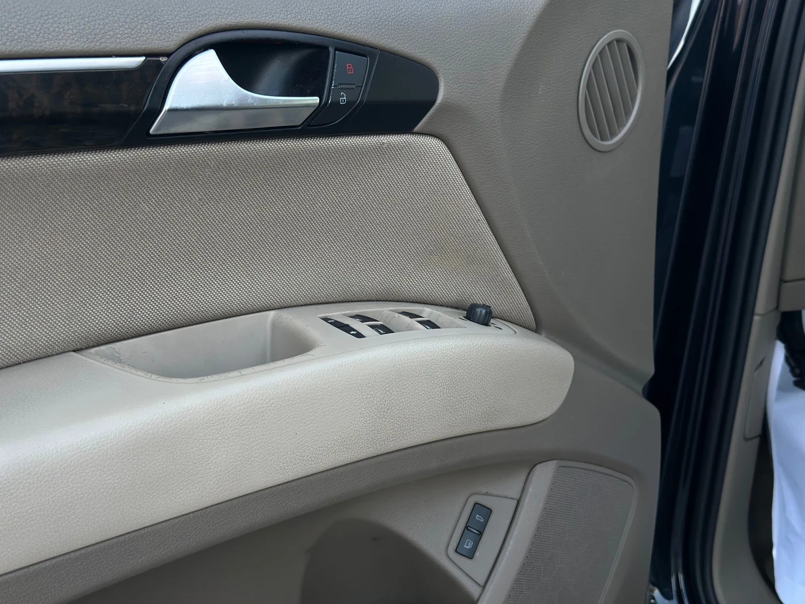 Audi Q7 3000 TDI 7 местна, снимка 14 - Автомобили и джипове - 55694947