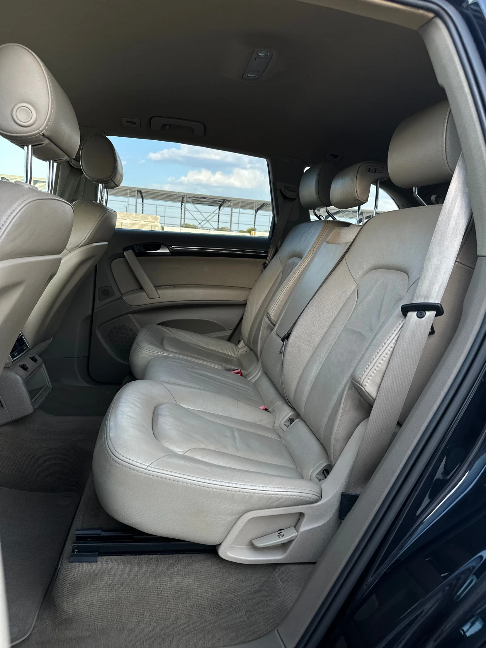 Audi Q7 3000 TDI 7 местна, снимка 13 - Автомобили и джипове - 55694947
