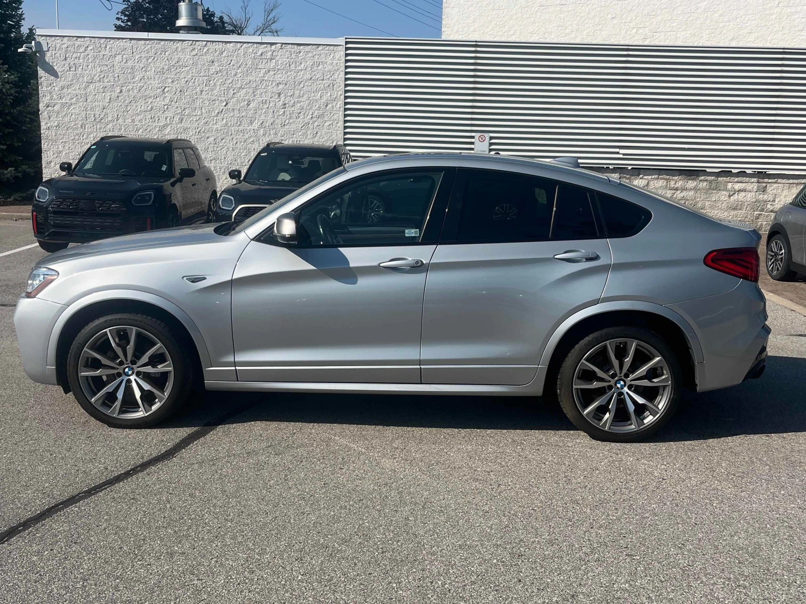 BMW X4 * M40i * АВТОКРЕДИТ БЕЗ ПЪРВОНАЧАЛНА ВНОСКА* , снимка 2 - Автомобили и джипове - 55936346
