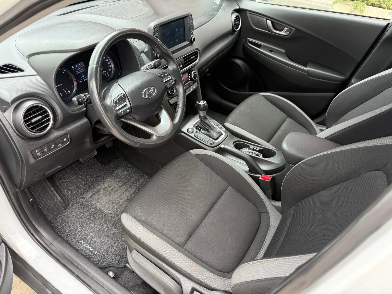 Hyundai Kona 1.6 CRDi 136�.� AVTOMAT / DISTRONIC / FULL SERVICE | Mobile.bg � ����������� 9