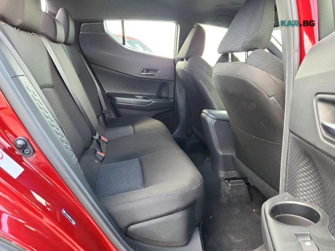 Toyota C-HR, снимка 11 - Автомобили и джипове - 56690072