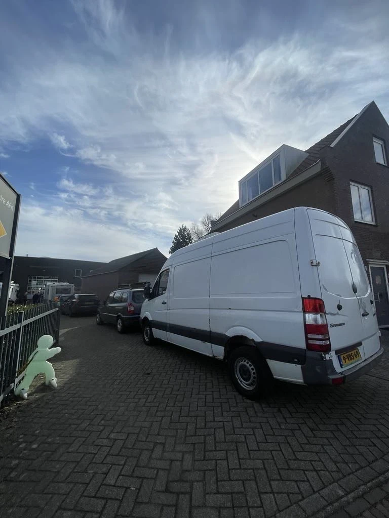 Mercedes-Benz Sprinter 315 Хладилен, снимка 2 - Бусове и автобуси - 48518459