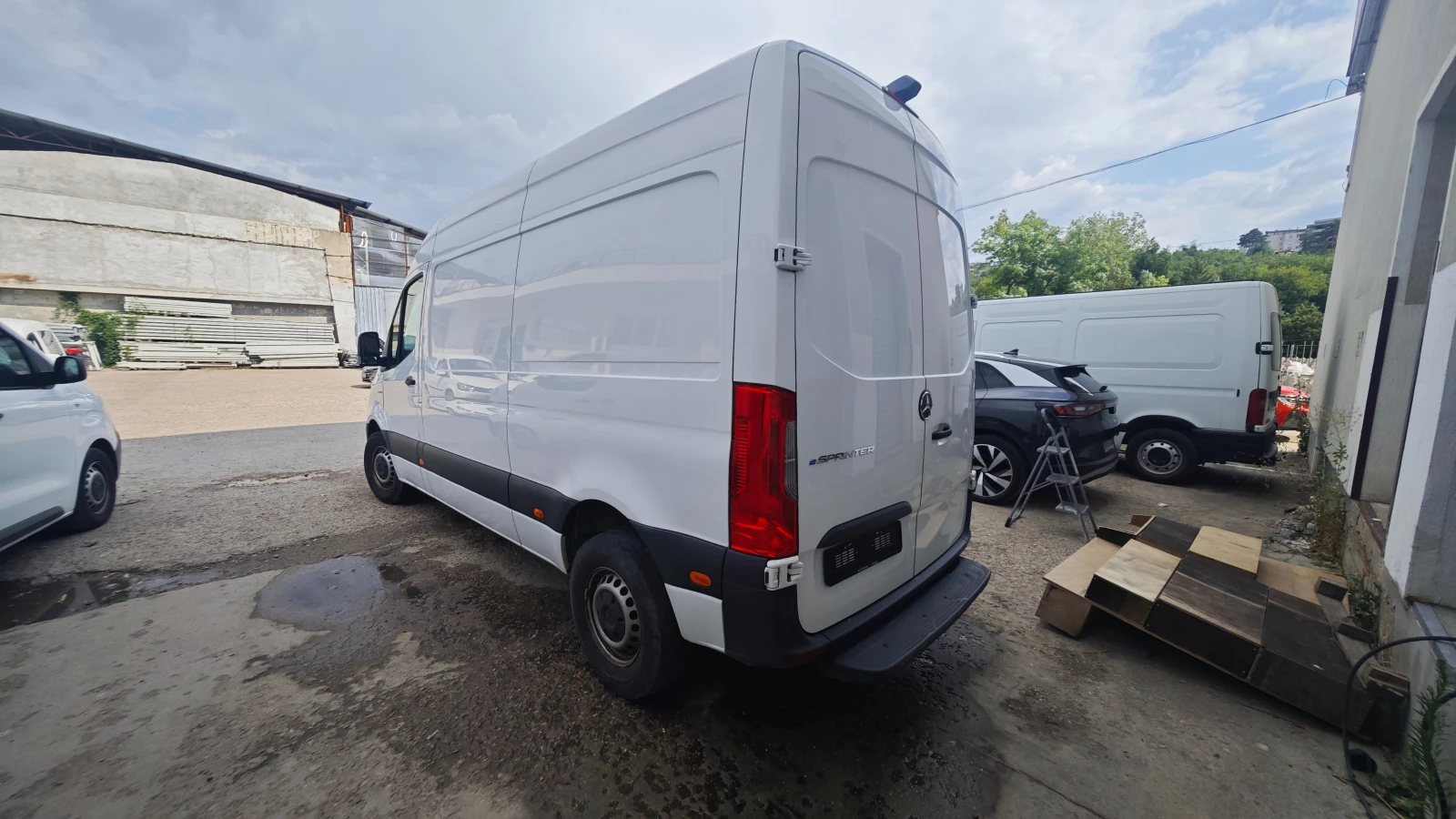 Mercedes-Benz Sprinter 55KW Electric Camera Clima, снимка 4 - Бусове и автобуси - 54447711