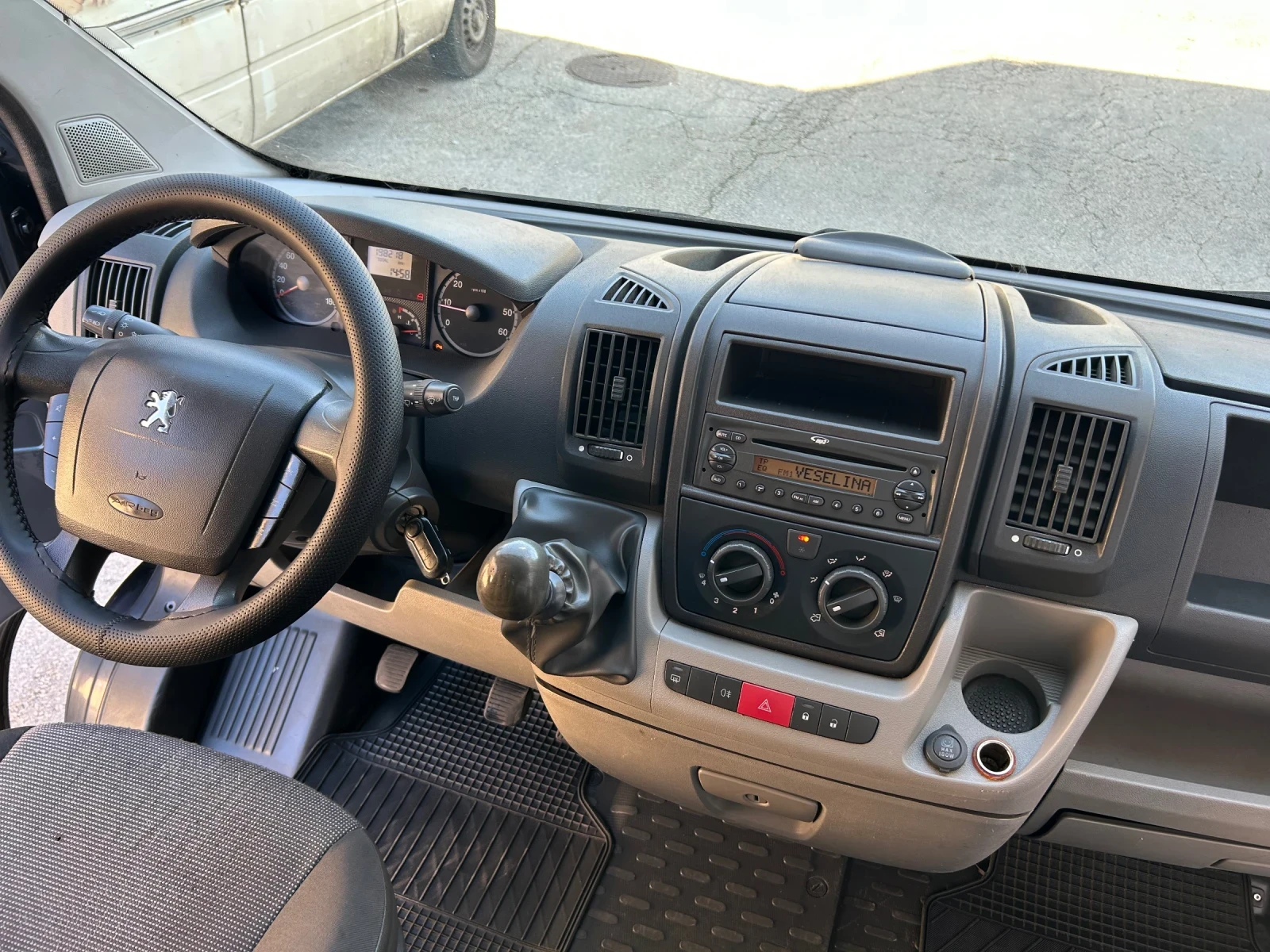 Peugeot Boxer 3.0HDI LONG КЛИМАТИК, снимка 9 - Бусове и автобуси - 55618031