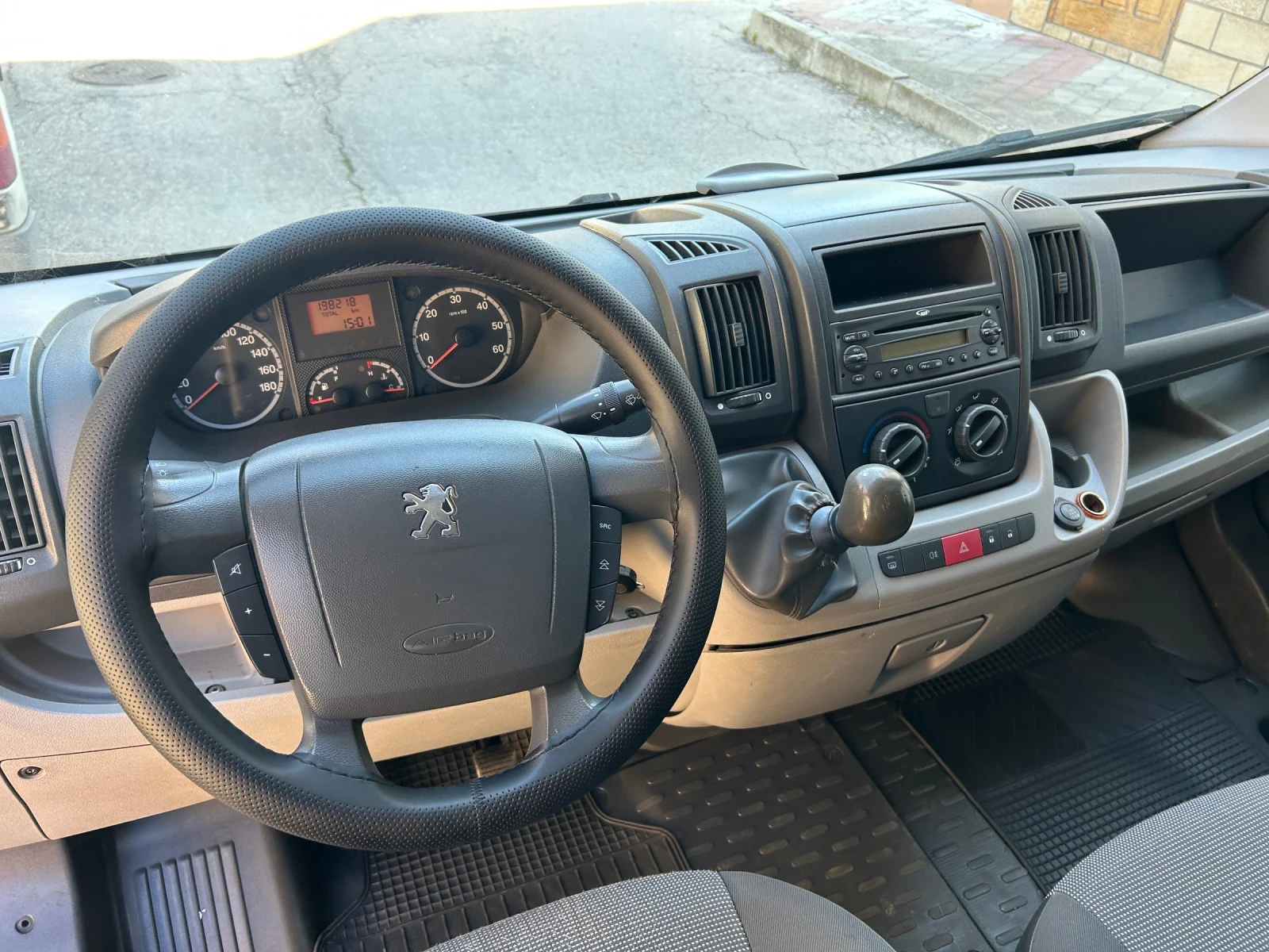 Peugeot Boxer 3.0HDI LONG КЛИМАТИК, снимка 10 - Бусове и автобуси - 55618031