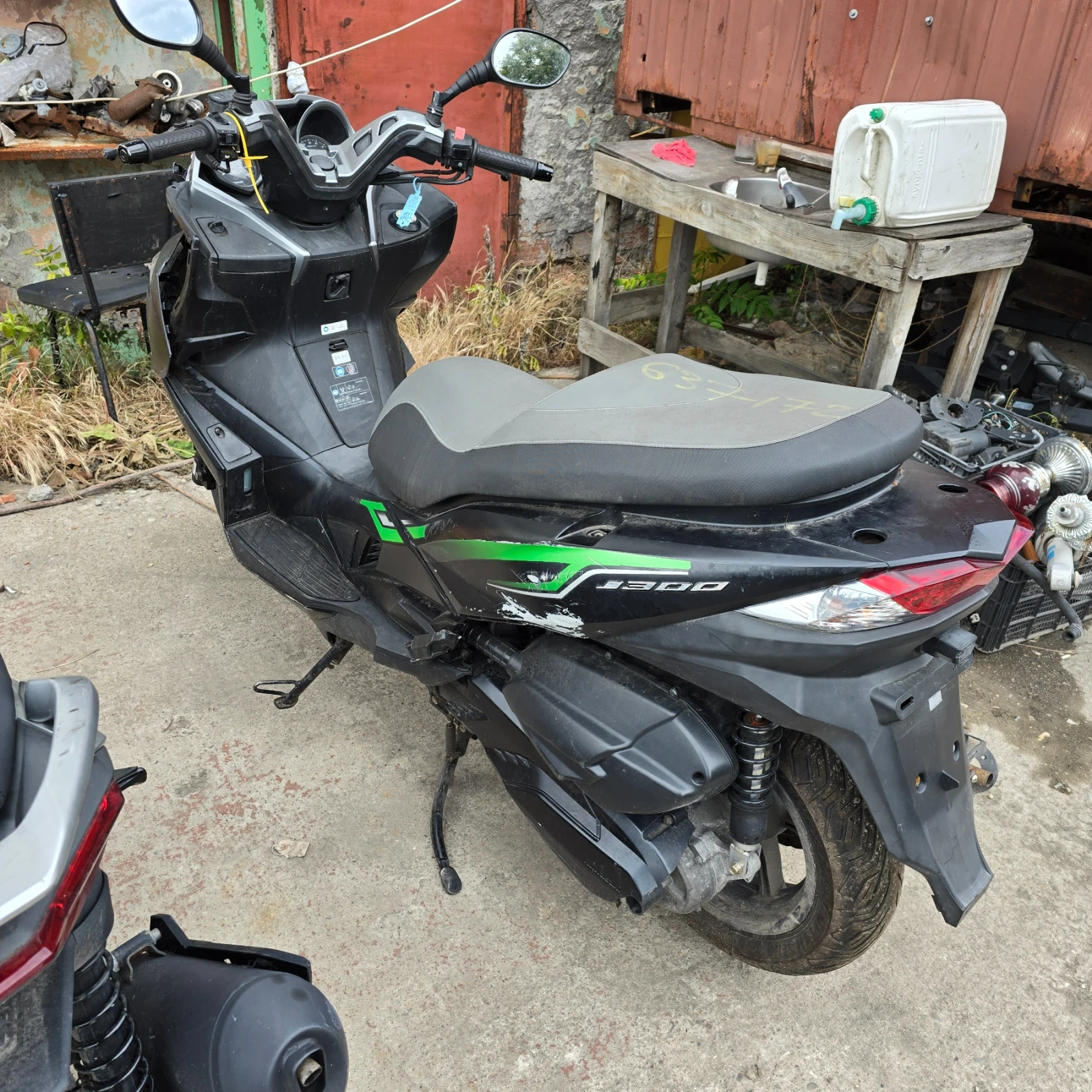 Kawasaki J300  - изображение 4