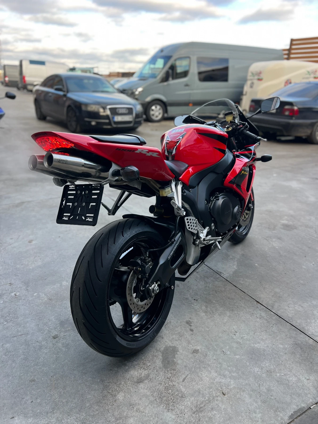 Honda Cbr 1000RR - изображение 3