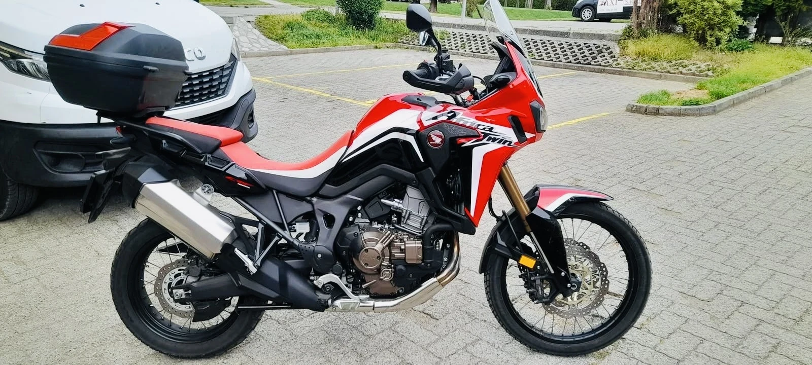 Honda Crf CRF1000D/AFRICA TWIN 24925км! TOP, снимка 4 - Мотоциклети и мототехника - 54701819