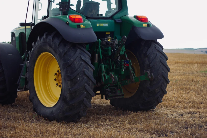 Трактор John Deere 6620, снимка 6 - Селскостопанска техника - 49166626