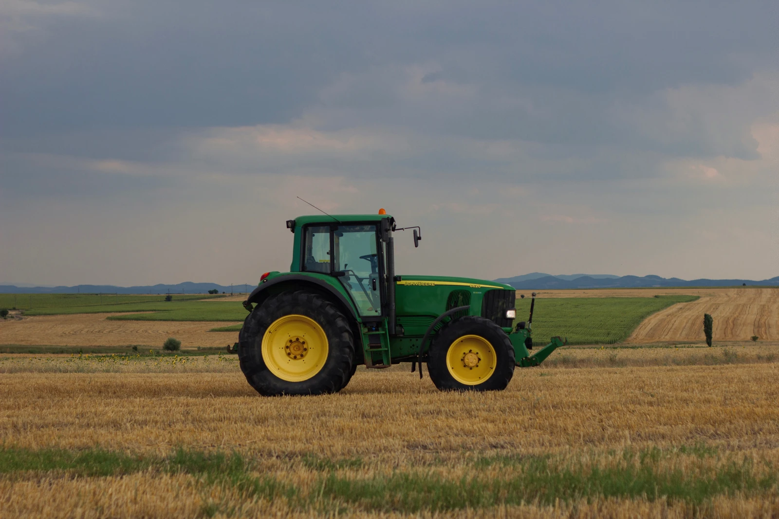 Трактор John Deere 6620 - изображение 8