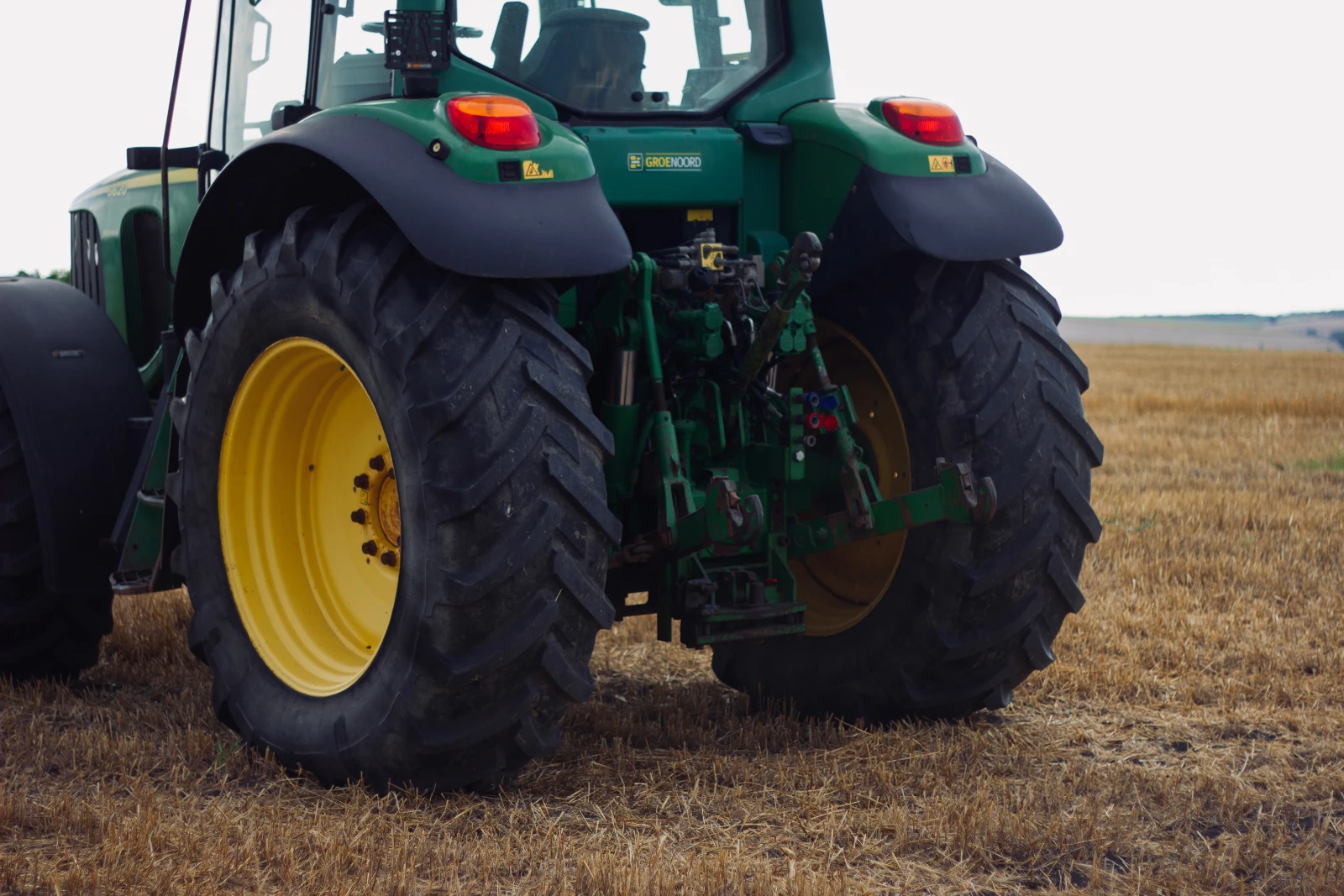 Трактор John Deere 6620 - изображение 6