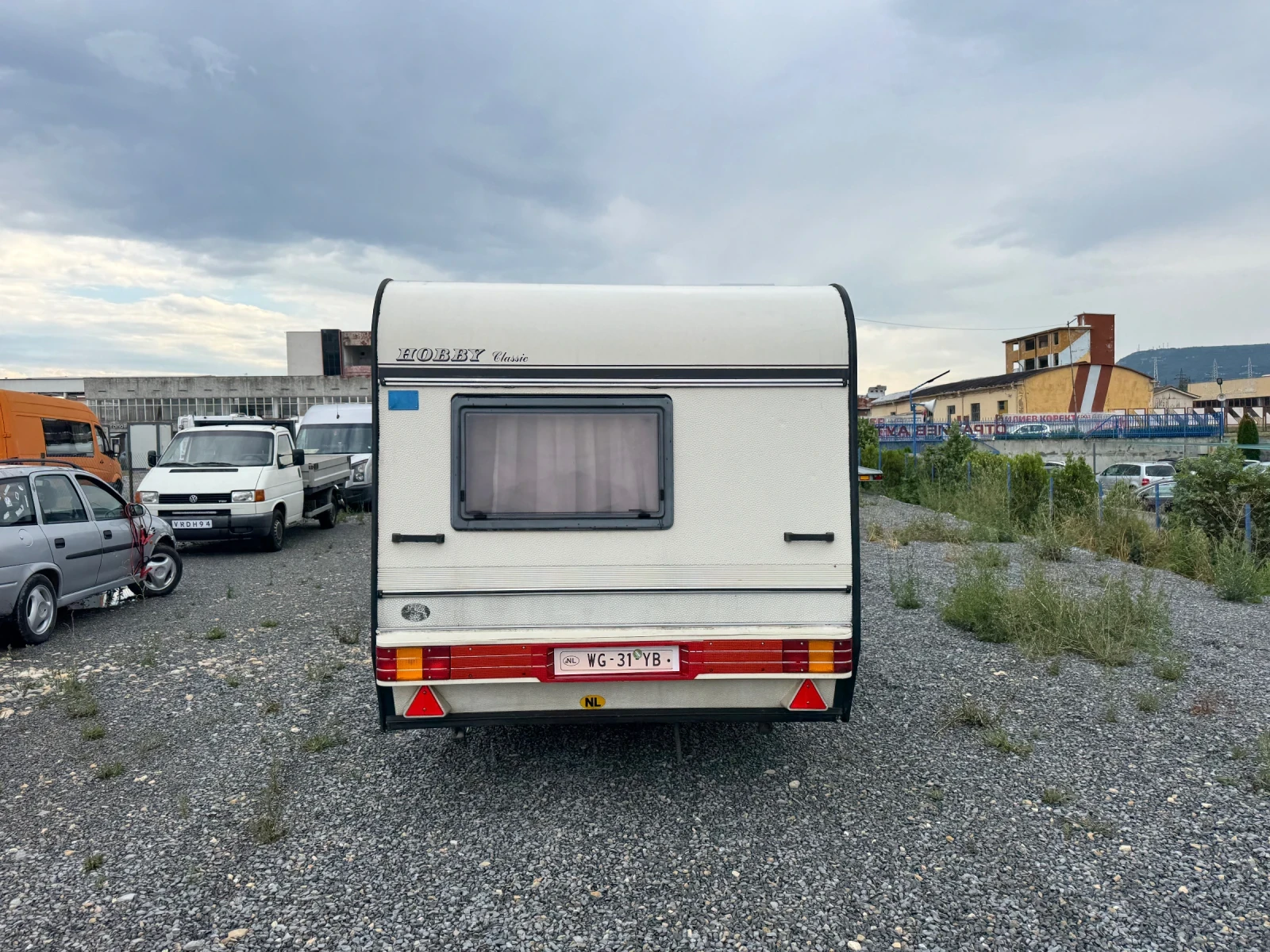�������� Laika | Mobile.bg � ����������� 6