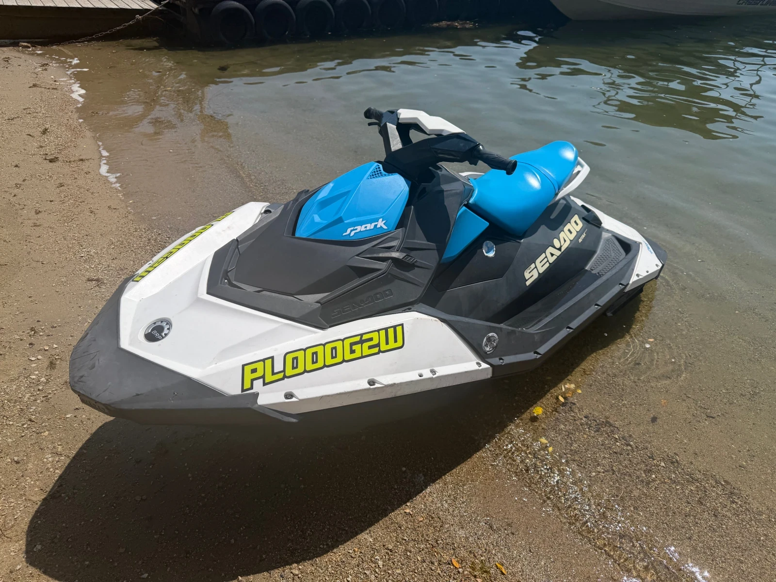 Джет Bombardier Sea Doo Spark