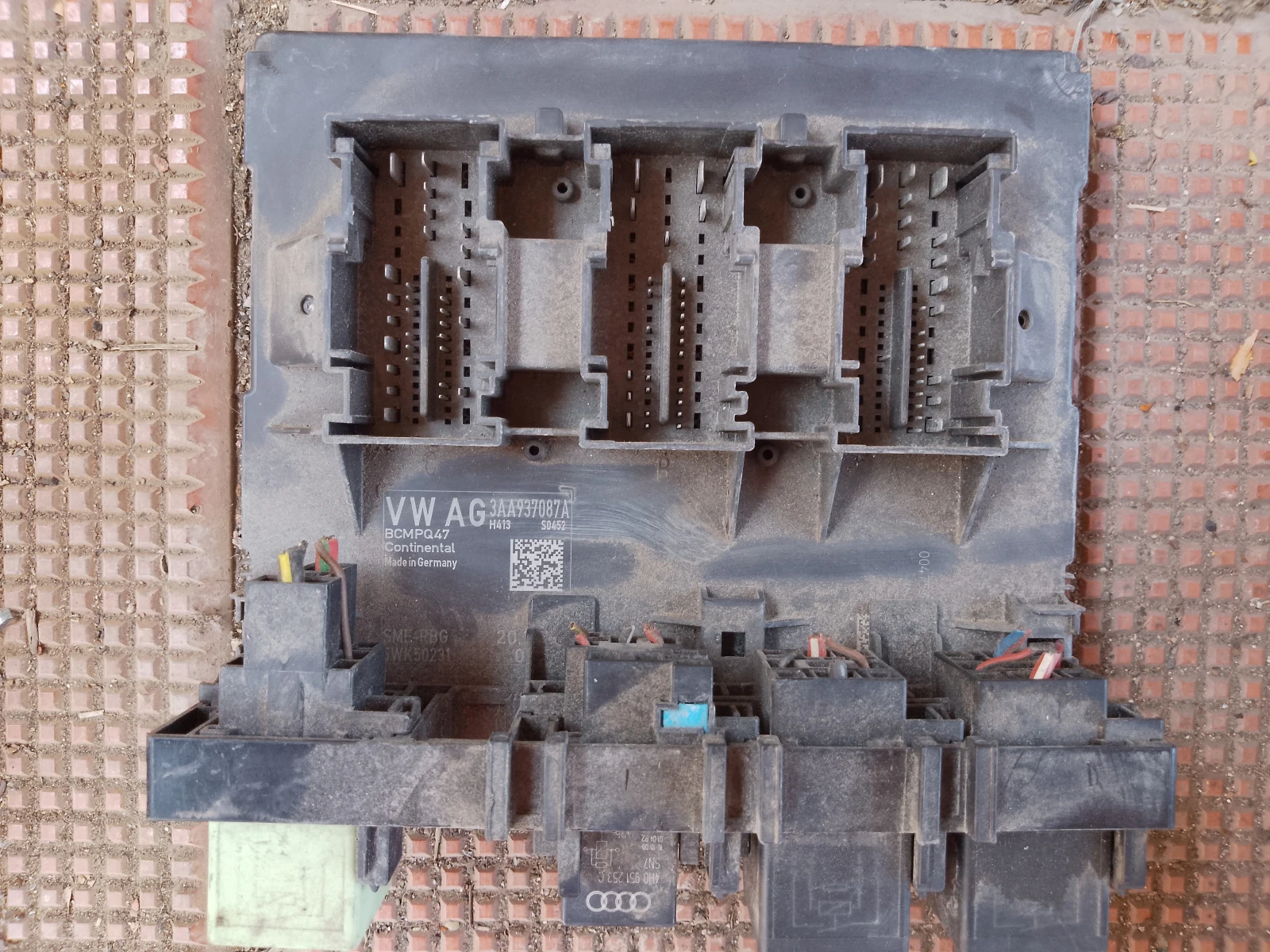 3937087     7  | Mobile.bg   1