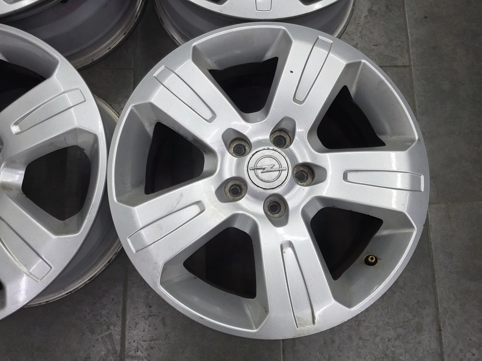Джанти за Opel, снимка 6 - Гуми и джанти - 56718057