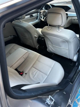 Mercedes-Benz C 200, снимка 10