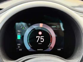 Fiat 500 E Icon, CarPlay, Camera, Sunroof, Heated seats, снимка 16