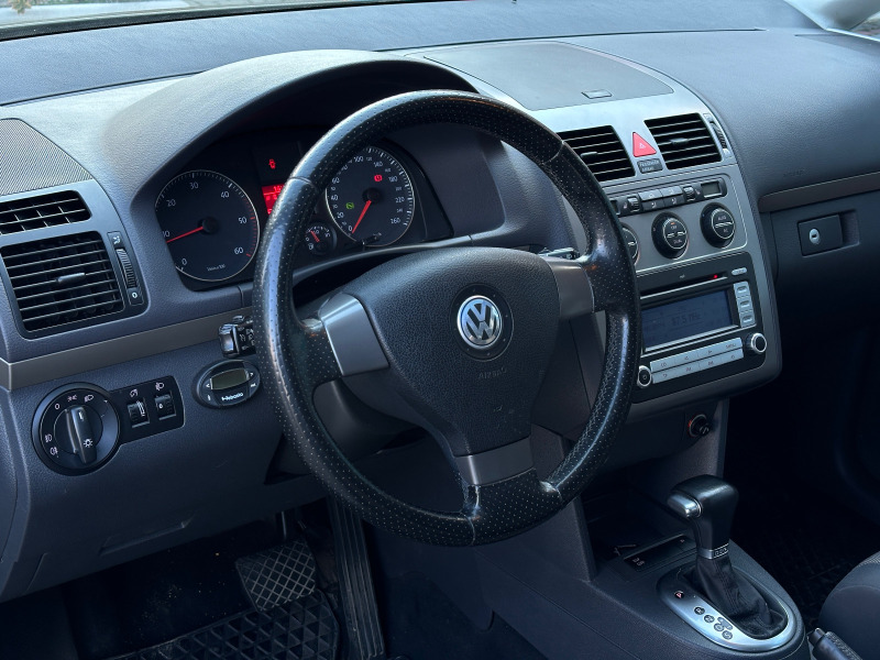 VW Touran CROSS 170 DSG, снимка 5 - Автомобили и джипове - 45983785