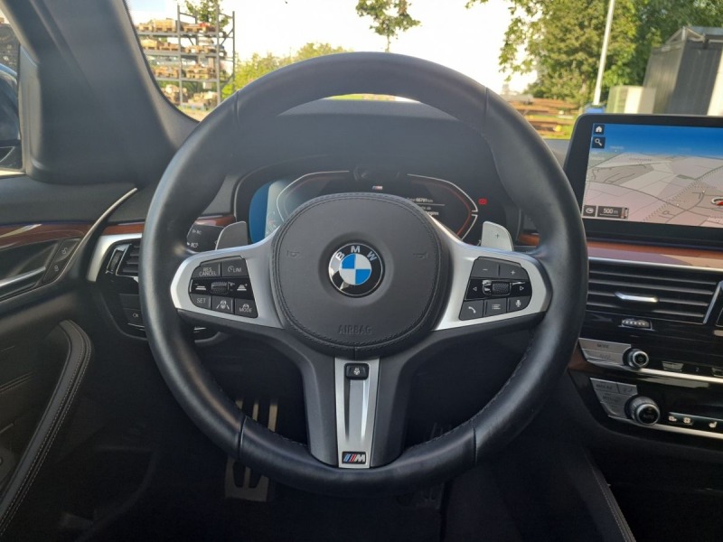 BMW 540 i LCI M-Sport Laser/Massage/360 Camera, снимка 8 - Автомобили и джипове - 46440444