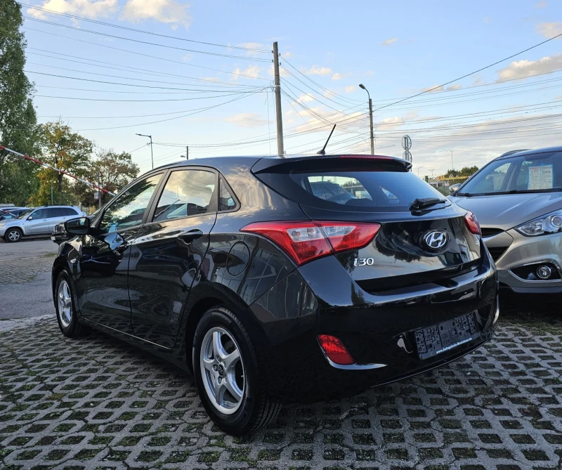 Hyundai I30 1.4i 101к.с. Blue Classic Facelift 113, 000км. , снимка 4 - Автомобили и джипове - 47260952