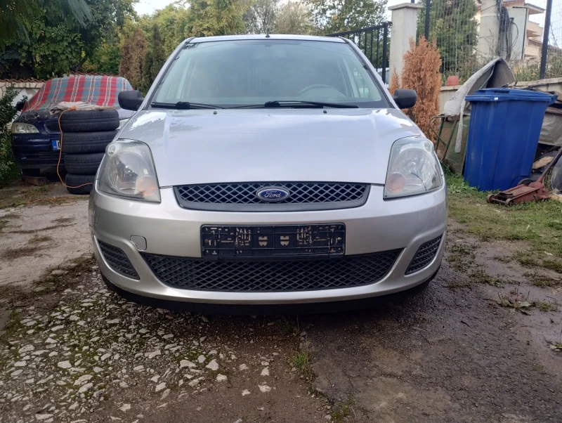 Ford Fiesta 1.4, снимка 1 - Автомобили и джипове - 47570300