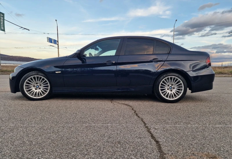 BMW 330 УНИКАТ !!!, снимка 3 - Автомобили и джипове - 48572007