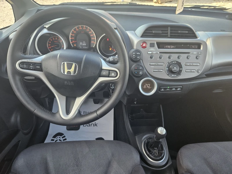 Honda Jazz 1.4, снимка 10 - Автомобили и джипове - 48586650